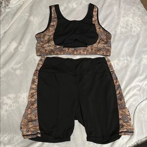 SHEIN Black and White Athletic Set